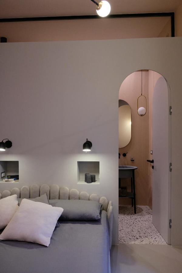 Luciani 33 Luxury Rooms Σαλέρνο Εξωτερικό φωτογραφία