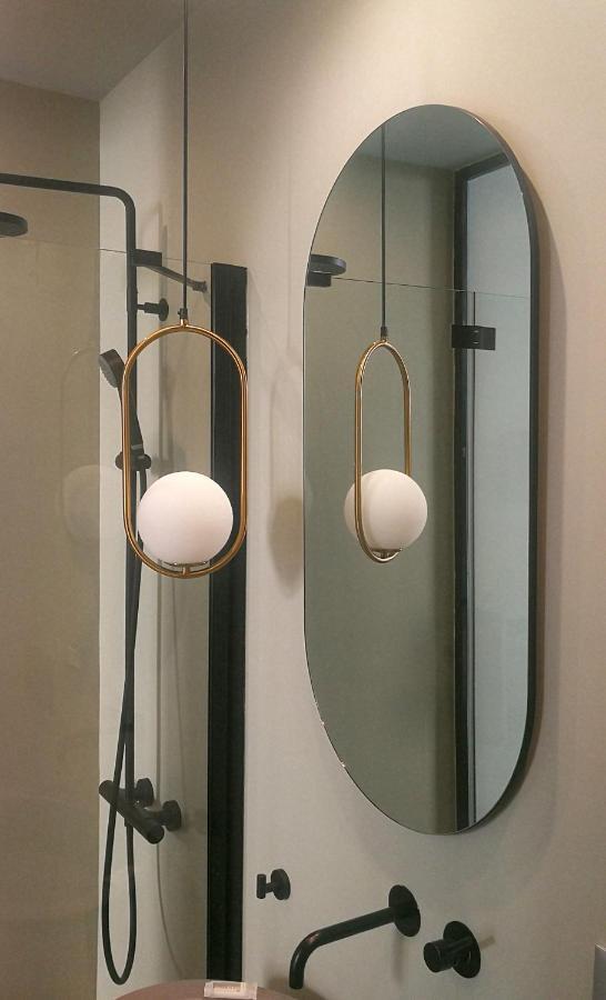 Luciani 33 Luxury Rooms Σαλέρνο Εξωτερικό φωτογραφία