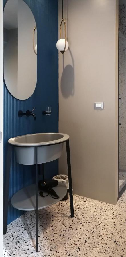 Luciani 33 Luxury Rooms Σαλέρνο Εξωτερικό φωτογραφία